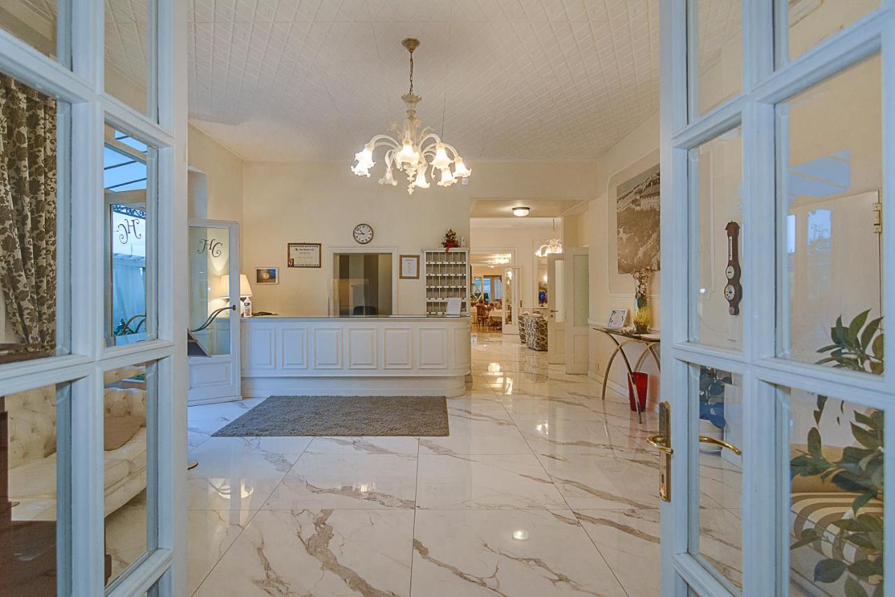Hotel Coluccini Marina di Pietrasanta Eksteriør bilde
