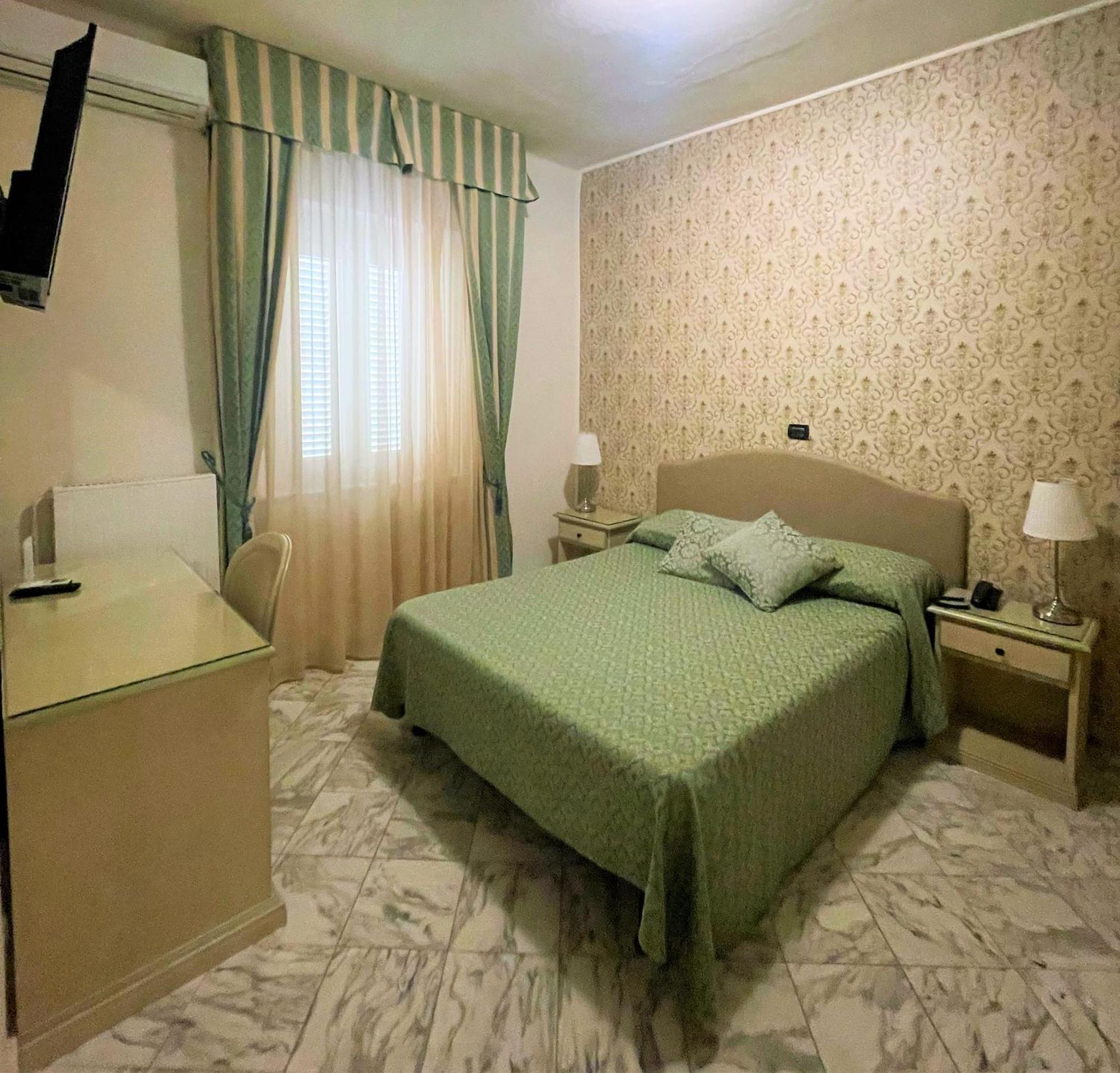 Hotel Coluccini Marina di Pietrasanta Eksteriør bilde