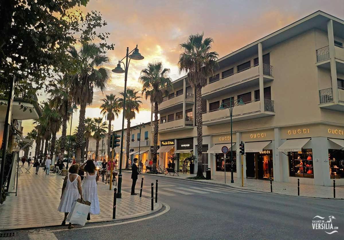 Hotel Coluccini Marina di Pietrasanta Eksteriør bilde