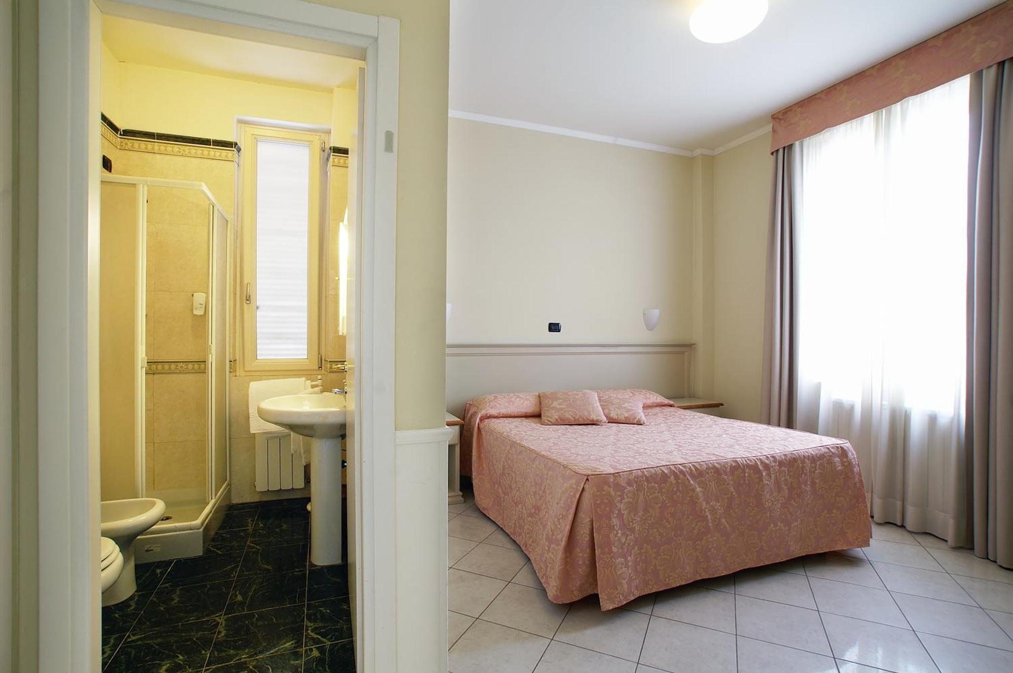 Hotel Coluccini Marina di Pietrasanta Eksteriør bilde