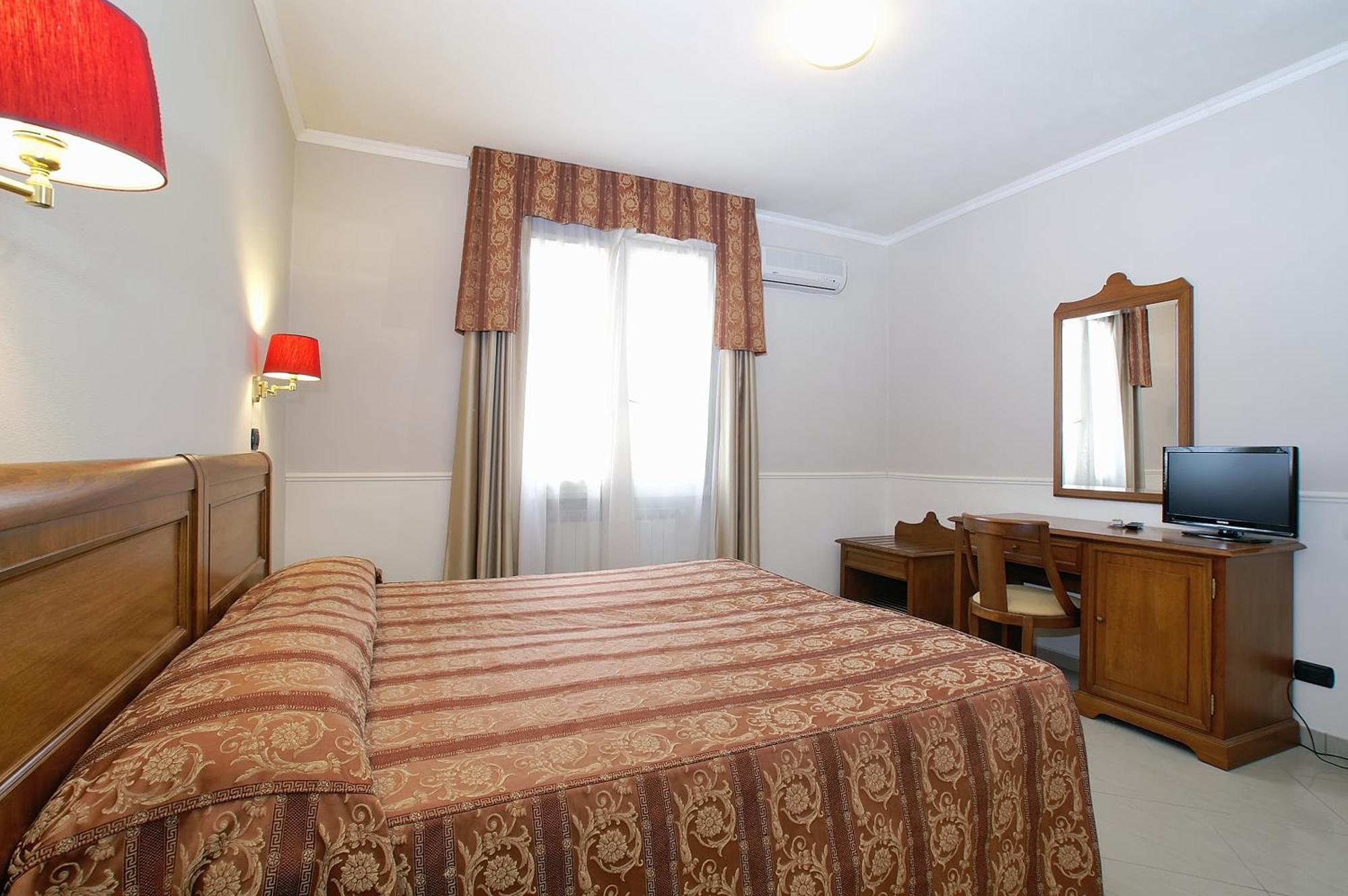 Hotel Coluccini Marina di Pietrasanta Eksteriør bilde